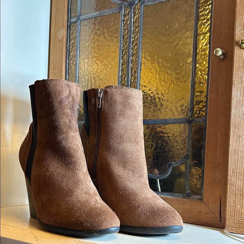 Carlos by Carlos Santana Tan Suede Ankle Booties